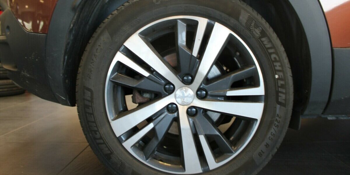 Peugeot 3008 1.5 GT Line 73.030 km 17.980 &euro; Euskirchen 53881