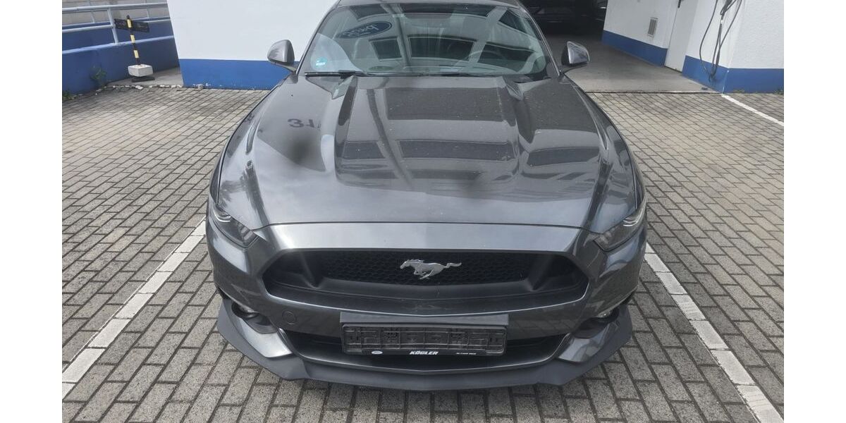 Ford Mustang 75.000 km 31.500 &euro; Roßdorf 64380