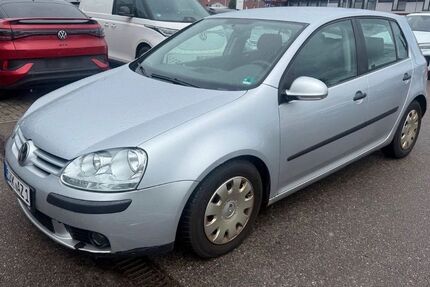VW Golf 214.901 km 1.200 &euro; Waldshut Tiengen 79761