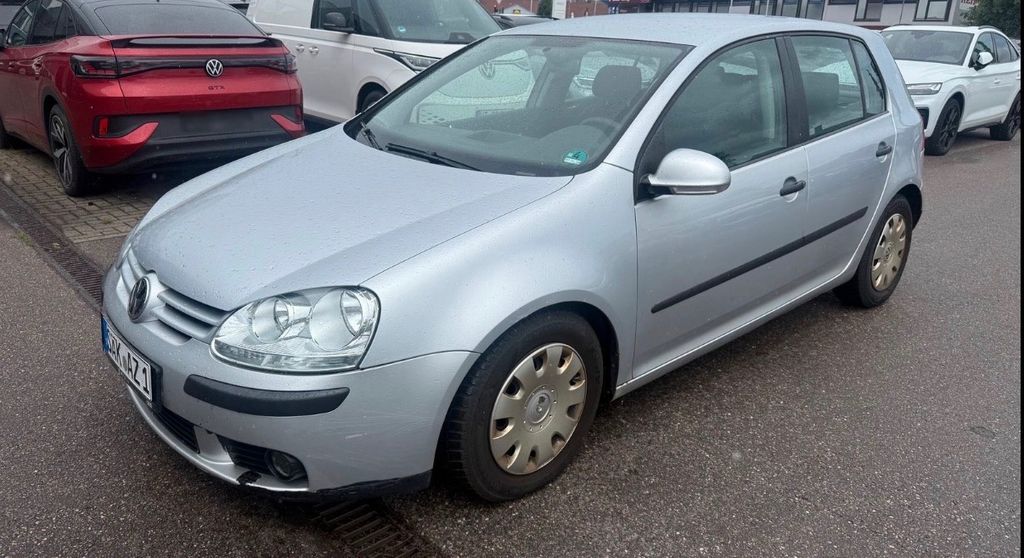 VW Golf 214.901 km 1.200 &euro; Waldshut Tiengen 79761