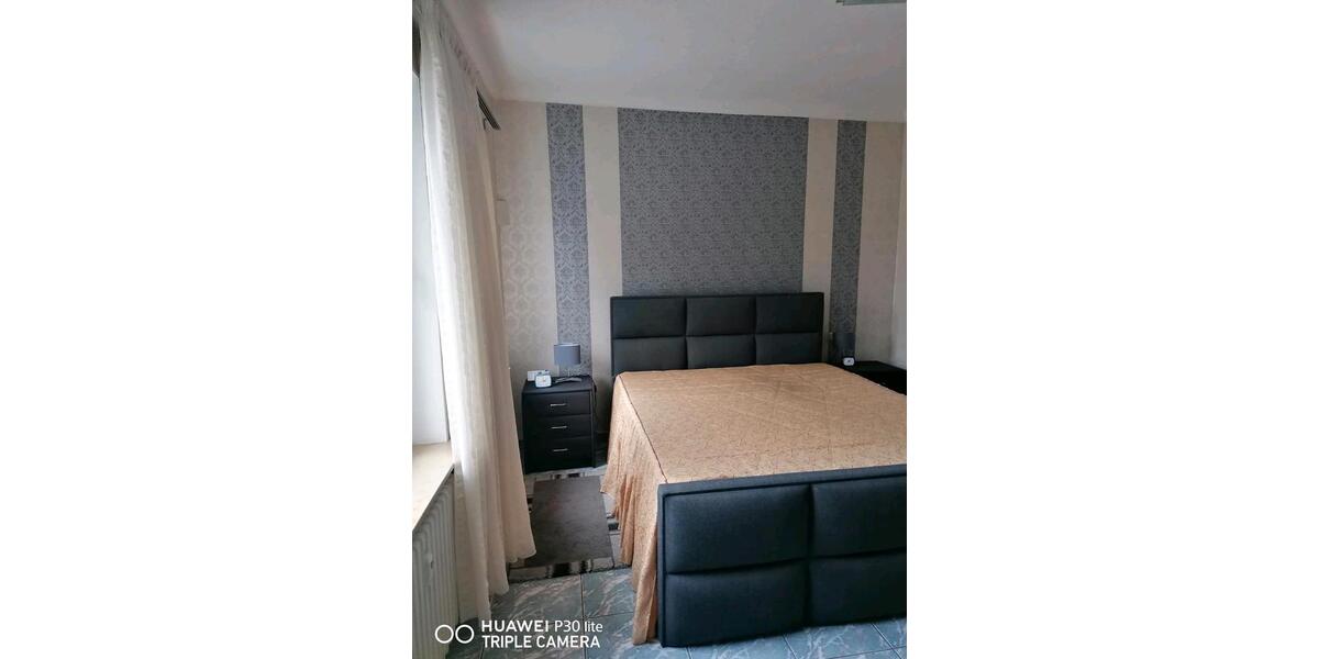 Helle 3-Zimmer-Wohnung + Küche + Bad zu vermieten. 3 zimmer