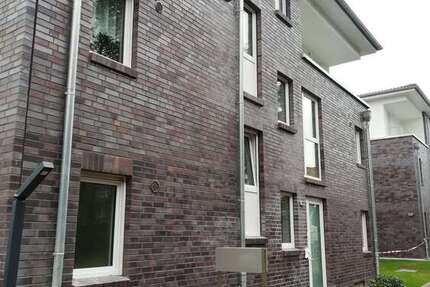 Wohnung zum Mieten in Pinneberg 1.100 € 83.52 m² 3 zimmer