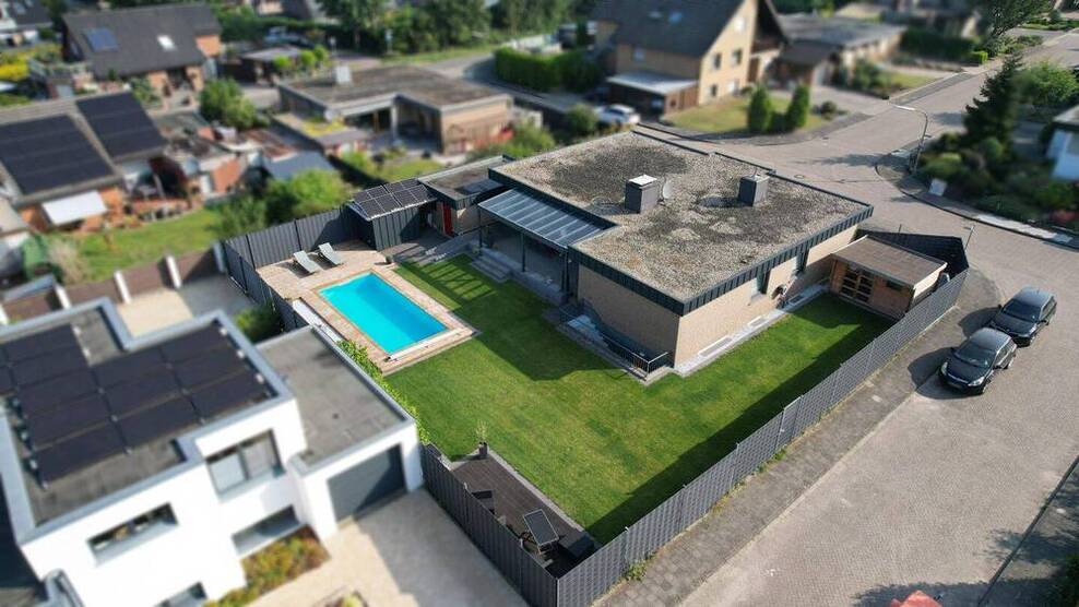 Exklusiver Bungalow mit Pool, Sauna & Kamin in Rheine-Mesum