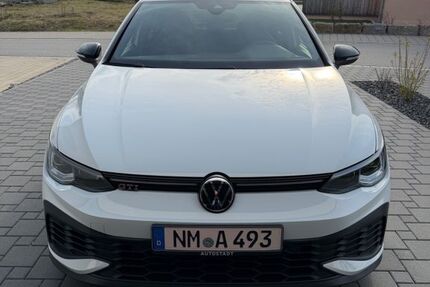 VW Golf 41.000 km 29.900 &euro; Postbauer-Heng 92353