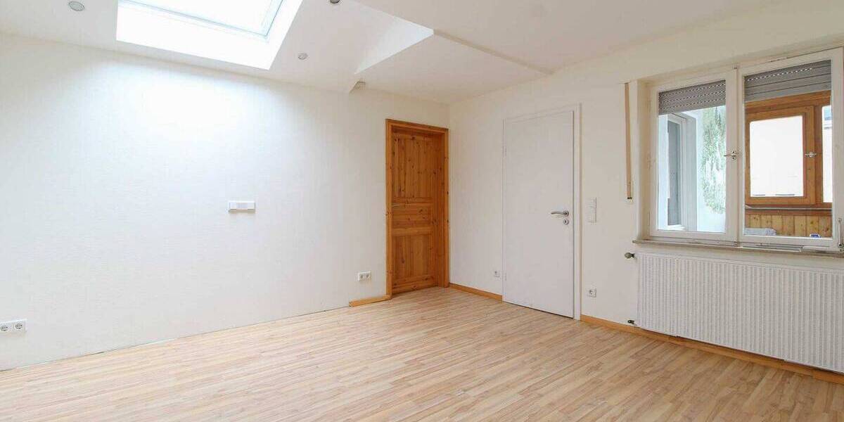 Einfamilienhaus Beverungen Dalhausen - 6 Zimmer, 134 m&sup2;, 130.000&euro; | Angebot:26259279