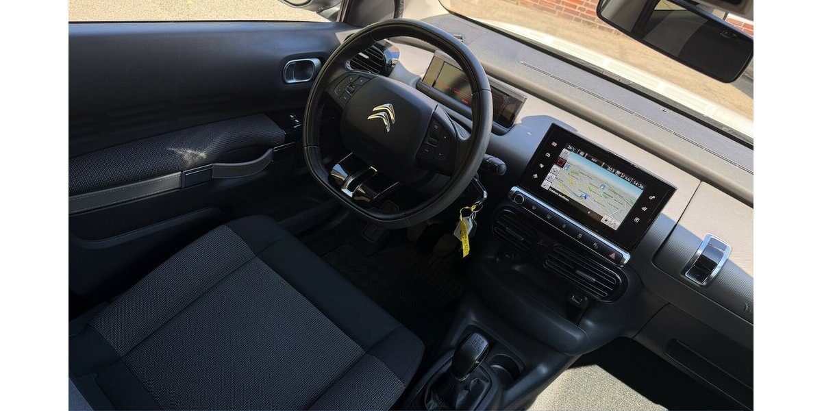 Citroen C4 Cactus Shine*R-Cam*SR+WR*Tempo*SHZ*Navi* 80.527 km 7.890 &euro; Berlin 13187