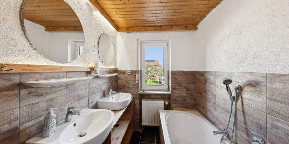 Doppelhaushälfte Höhenkirchen-Siegertsbrunn Höhenkirchen - 6 Zimmer, 145 m&sup2;, 795.000&euro; | Angebot:24811763