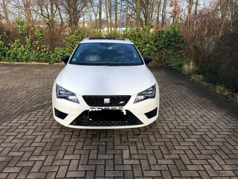Seat Leon 120.000 km 16.500 € Herford 32051