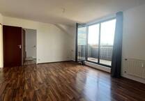 Schöne 2 Zimmerwohnung im Dachgeschoss mit Balkon