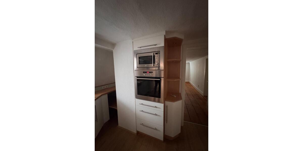 Etagenwohnung Bad Hersfeld - 7 Zimmer, 140 m&sup2;, 850&euro; | Angebot:25025005