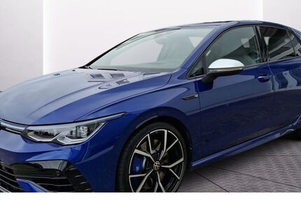 VW Golf 56.552 km 34.619 &euro; Artern 06556