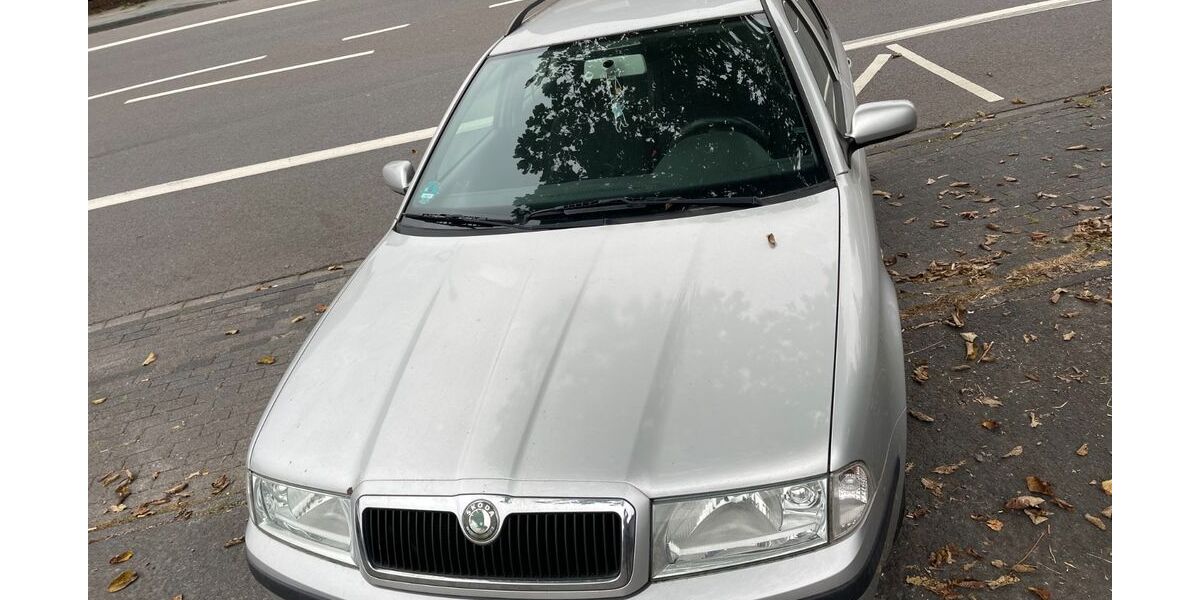 Skoda Octavia 300.100 km 1.100 &euro; Netphen 57250