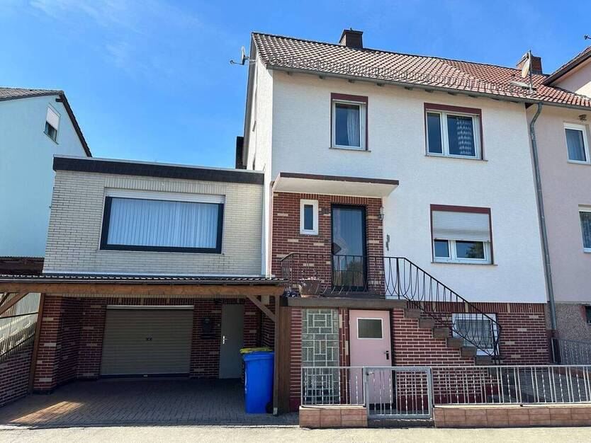 WOHNHAUS MIT SCHÖNEN GARTEN AM ORTSRAND! KEINE KÄUFERPROVISION!