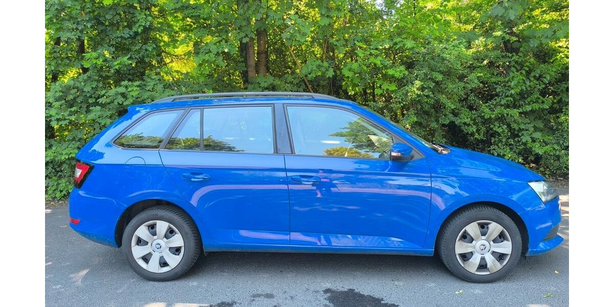 Skoda Fabia 125.000 km 10.500 &euro; Köln 51109