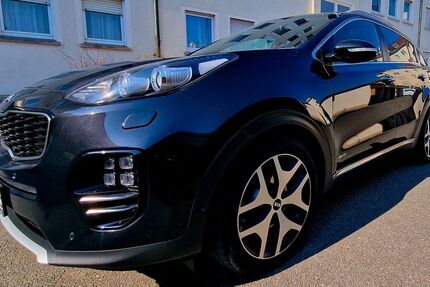 Kia Sportage 185.000 km 15.200 &euro; Nürnberg 90475