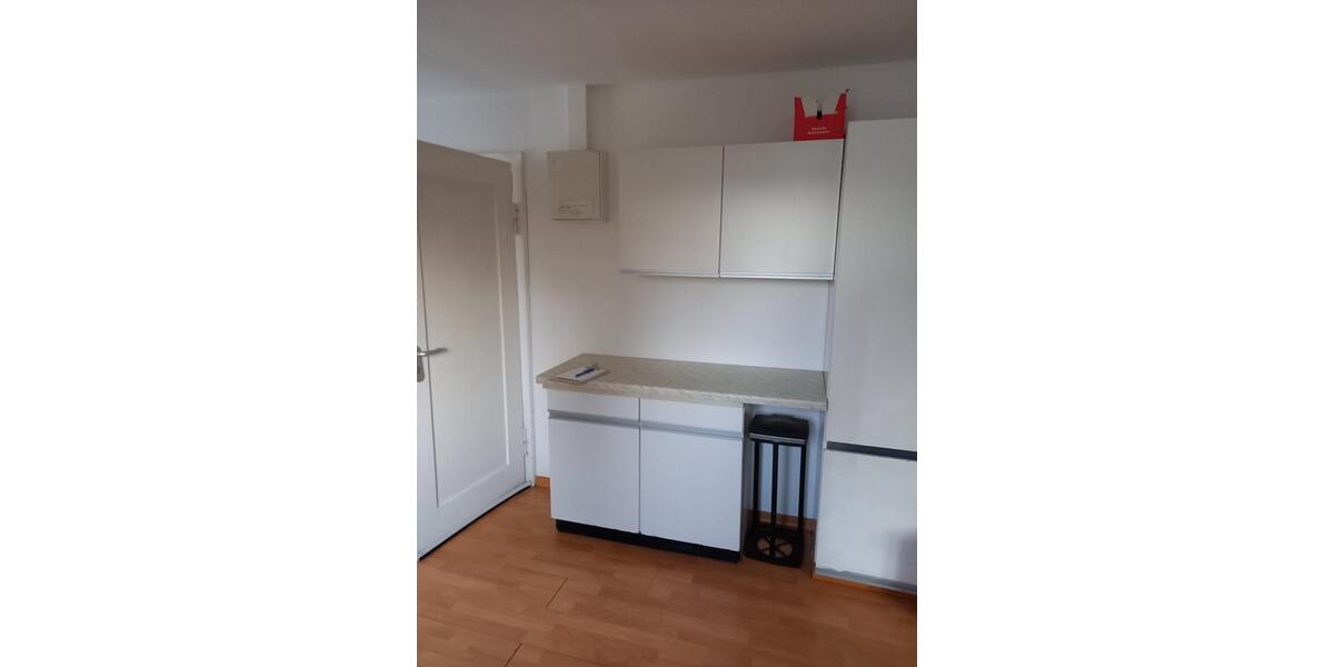 Dachgeschoßwohnung Esslingen am Neckar - 2.5 Zimmer, 55 m&sup2;, 780&euro; | Angebot:25537868