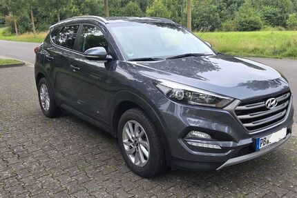 Hyundai TUCSON 108.800 km 15.500 &euro; Paderborn 33100