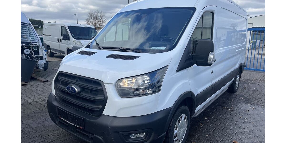 Ford Transit 64.000 km 21.450 € Halsenbach 56283