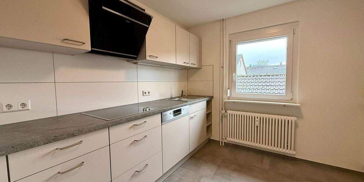 Ihr neues Zuhause in Bad Säckingen mit perfekter Lage | 3,5 Zimmer, Balkon & Außenstellplatz 3 zimmer
