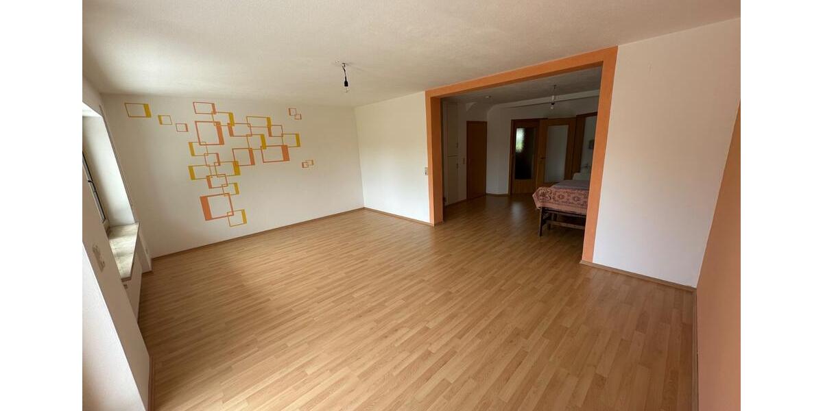 Reihenhaus Dillingen an der Donau - 6 Zimmer, 145 m&sup2;, 465.000&euro; | Angebot:26759968