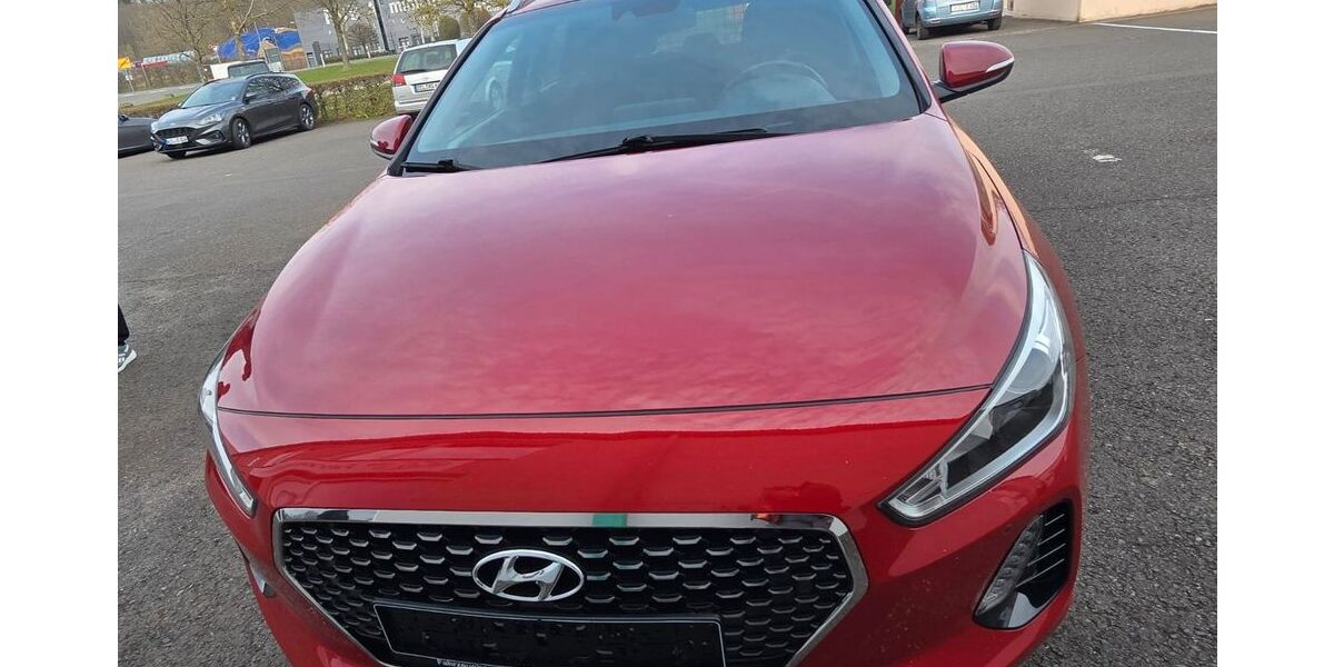 Hyundai i30 212.028 km 6.000 &euro; Oberöfflingen 54533