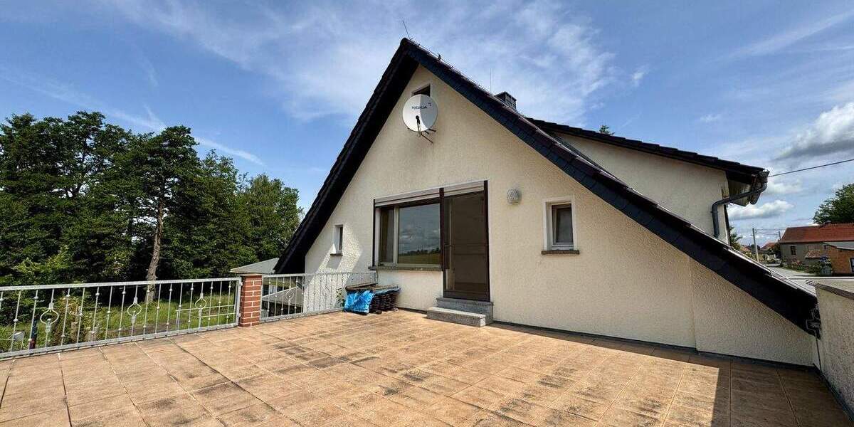 Einfamilienhaus Kubschütz Jenkwitz - 8 Zimmer, 179 m&sup2;, 240.000&euro; | Angebot:25877470