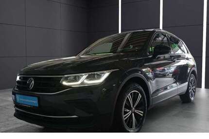 VW Tiguan 72.044 km 27.935 € Bielefeld 33613