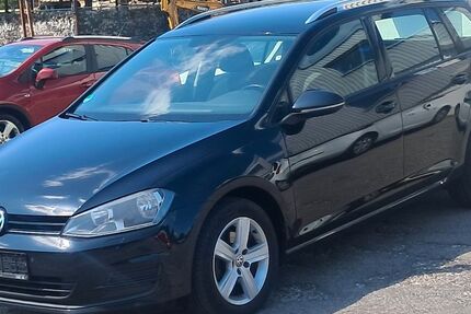 VW Golf 215.000 km 5.900 &euro; Lichtenstein-Unterhausen 72805