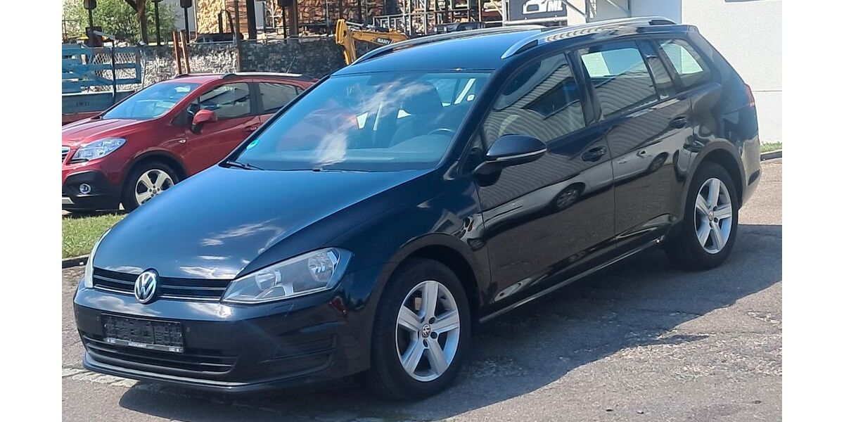 VW Golf 215.000 km 5.900 &euro; Lichtenstein-Unterhausen 72805