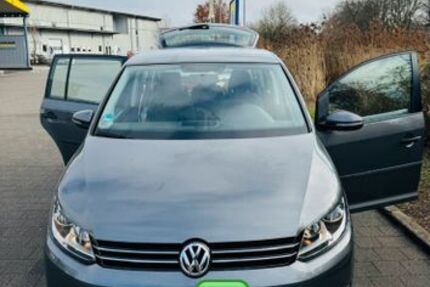 VW Touran 75.100 km 8.000 &euro; Schorndorf 73614