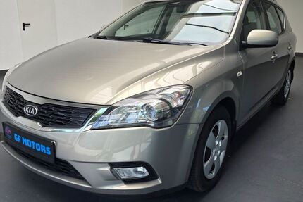 Kia ceed Sportswagon 121.600 km 5.500 &euro; Schorfheide 16244