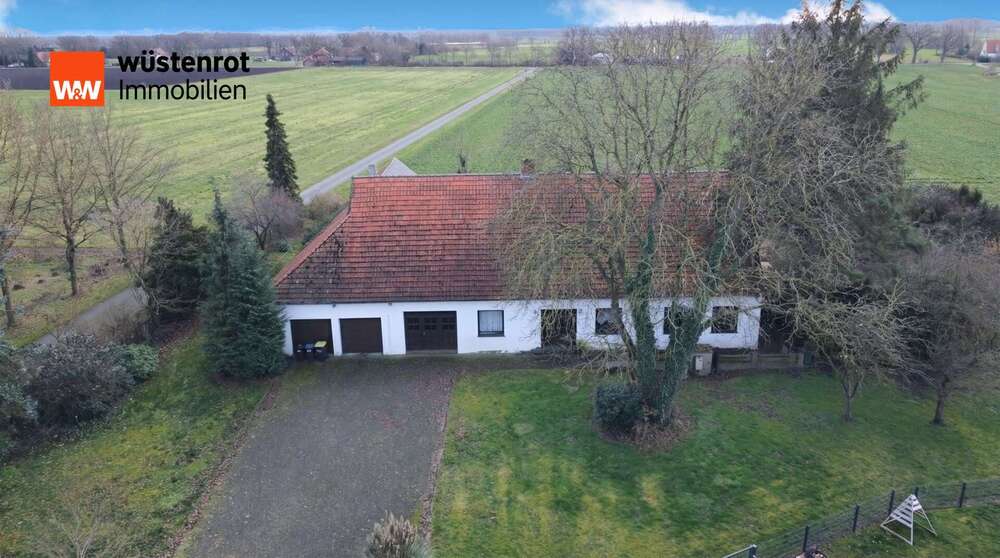 Einfamilienhaus Stemwede - 9 Zimmer, 231 m&sup2;, 180.000&euro; | Angebot:24706511