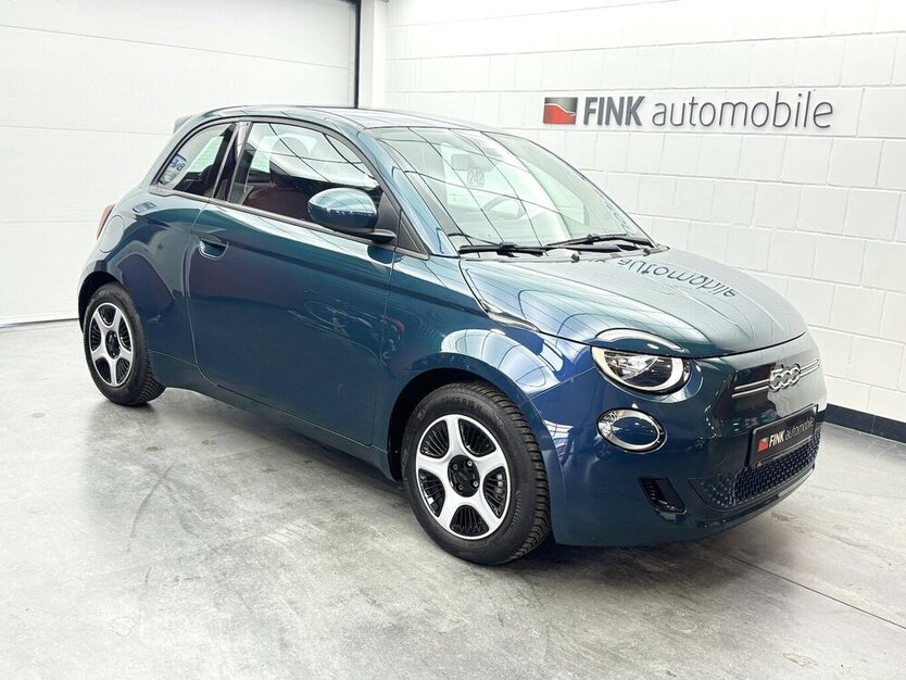 Fiat 500e Action Carplay Android Automatik 1.Hand 19.300 km 13.990 € Lich 35423