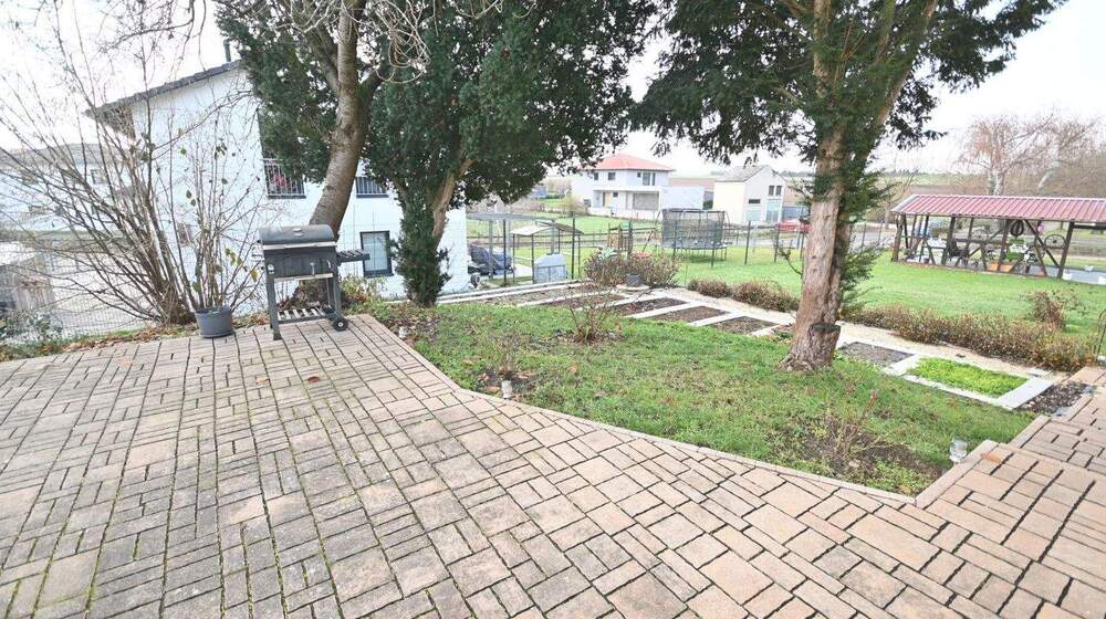 Mehrfamilienhaus, Wohnhaus Hilpoltstein / Meckenhausen Hagenbuch - 6 Zimmer, 185 m&sup2;, 565.000&euro; | Angebot:25663186