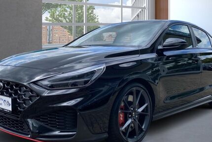 Hyundai i30 111.850 km 24.380 &euro; Freiburg 79111