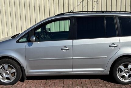 VW Touran 289.537 km 3.790 &euro; Wallenhorst 49134