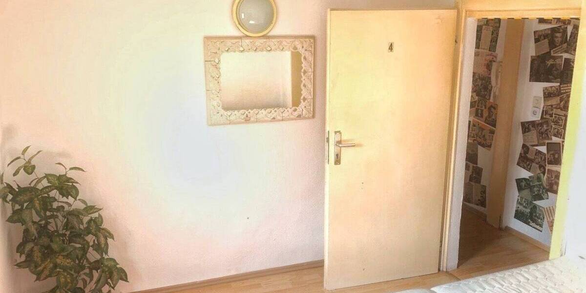 Mehrfamilienhaus, Wohnhaus Naumburg - 1 Zimmer, 220 m&sup2;, 135.000&euro; | Angebot:25692293