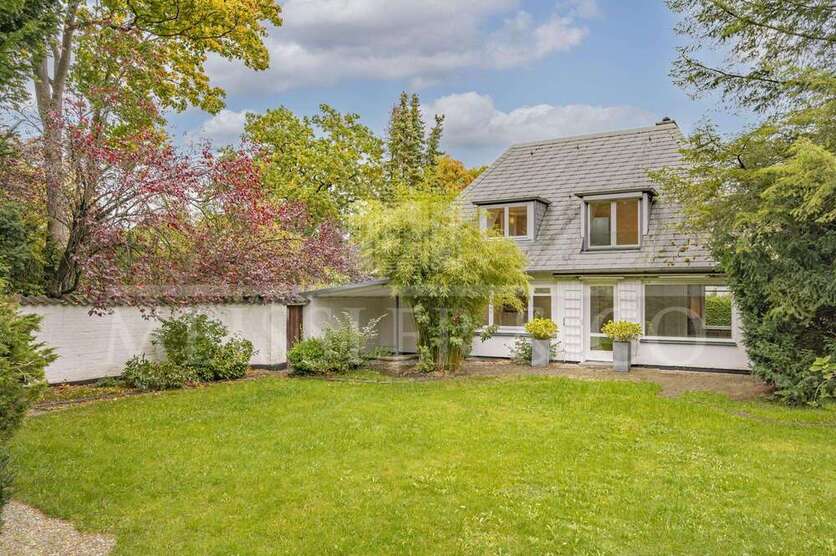 Haus zum Kaufen in Hamburg 2.290.000 € 167 m² 5.5 zimmer