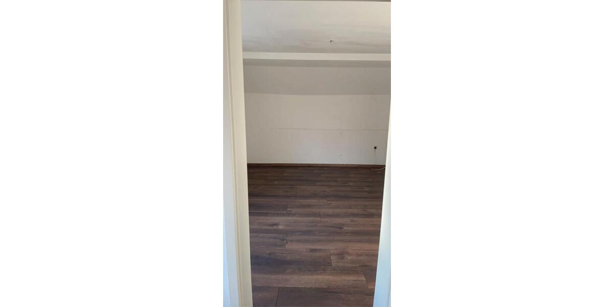 Einfamilienhaus Hallstadt - 3 Zimmer, 77 m&sup2;, 230.000&euro; | Angebot:26658428