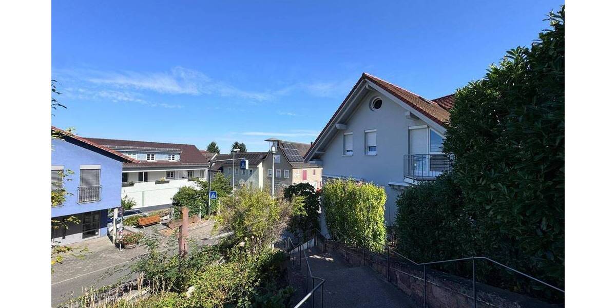 Praktische 4-Zimmer-Wohnung in EttenheimAltdorf * Garage+Stellplatz * Einbauküche * Leerstehend 4 zimmer