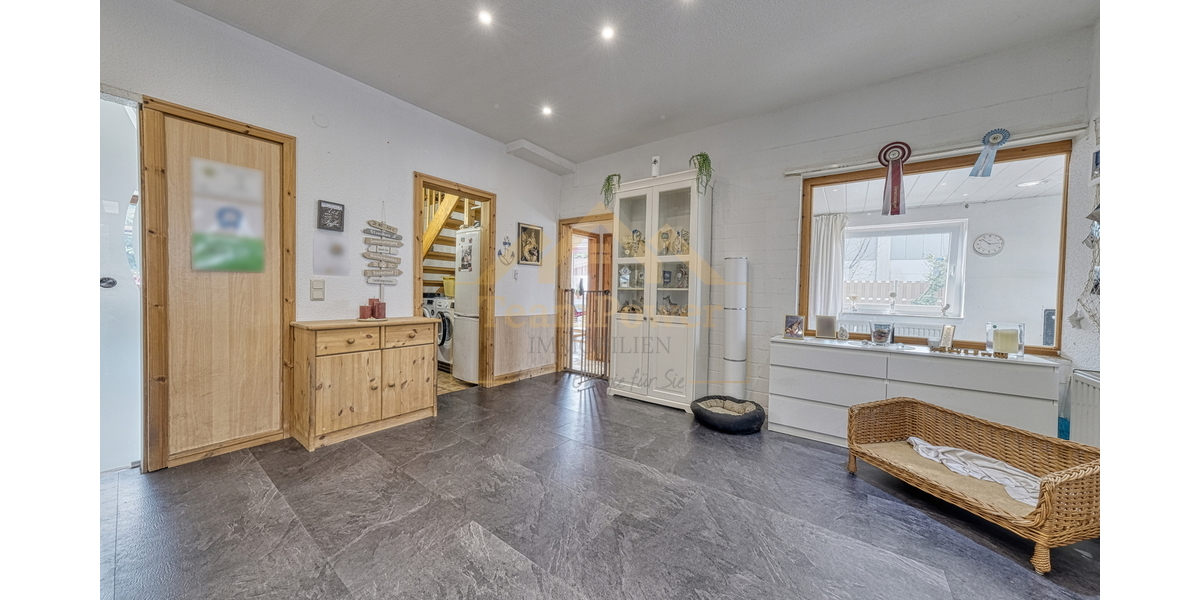 Ein Ort, unzählige Möglichkeiten: 298 m² für Wohnen, Arbeiten & Visionen - Bungalow Henstedt-Ulzburg Ulzburg | Angebot:26194801