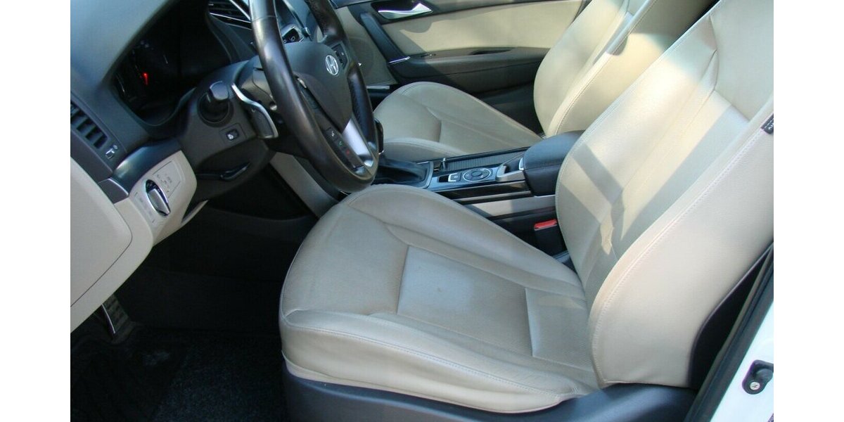 Hyundai i40 cw 1.7 CRDi Blue Premium DCT Infinity Leder 101.563 km 12.980 &euro; Falkensee 14612