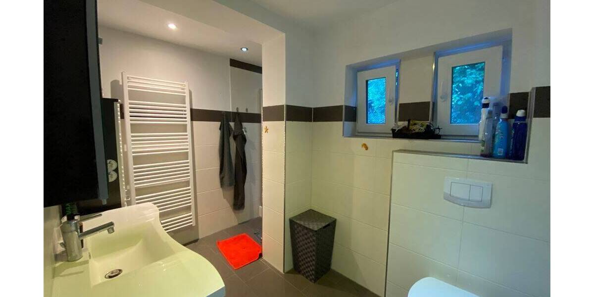 Gewerbeobjekt Schmallenberg Bad Fredeburg - 9 Zimmer, 70 m&sup2;, 299.000&euro; | Angebot:25682614