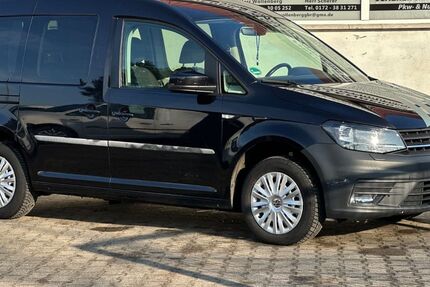 VW Caddy 175.000 km 11.950 &euro; Bandenitz 19230