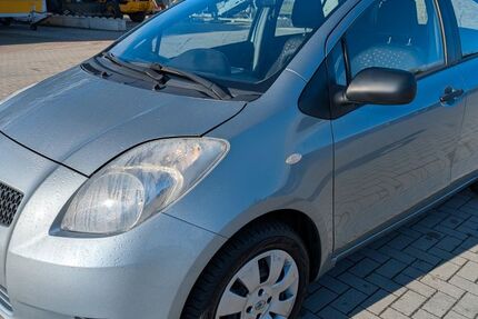 Toyota Yaris 84.912 km 2.999 € Gnoien 17179
