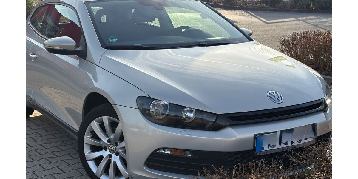 VW Scirocco 91.290 km 10.400 &euro; Düsseldorf 40489