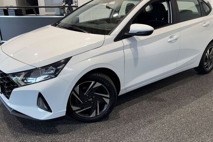 Hyundai i20 24.000 km 14.490 &euro; Marl/Recklinghausen 45770