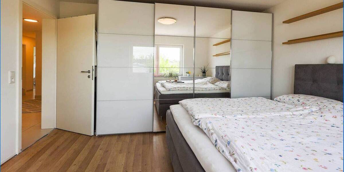 Etagenwohnung Radolfzell am Bodensee Radolfzell - 4 Zimmer, 101 m&sup2;, 490.000&euro; | Angebot:26393484