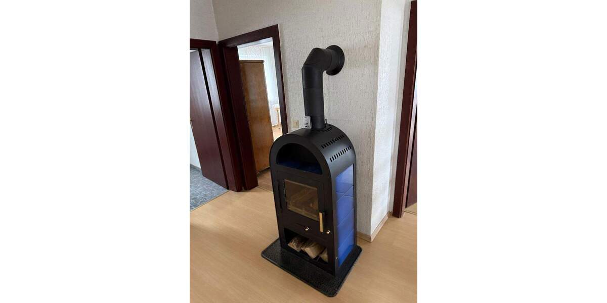 Einfamilienhaus Reichenbach - 8 Zimmer, 249 m&sup2;, 415.000&euro; | Angebot:25364665