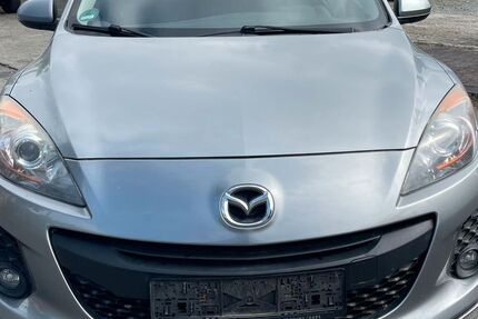 Mazda 3 233.543 km 1.999 &euro; Frankfurt 65933